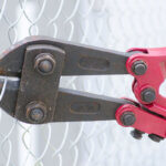 bolt cutter