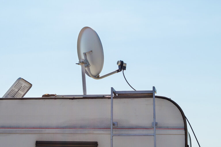 camping satellite system