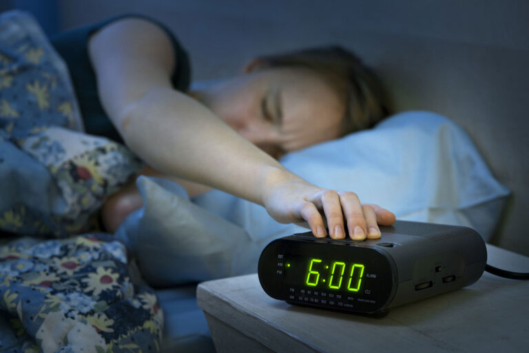 DAB radio alarm clock