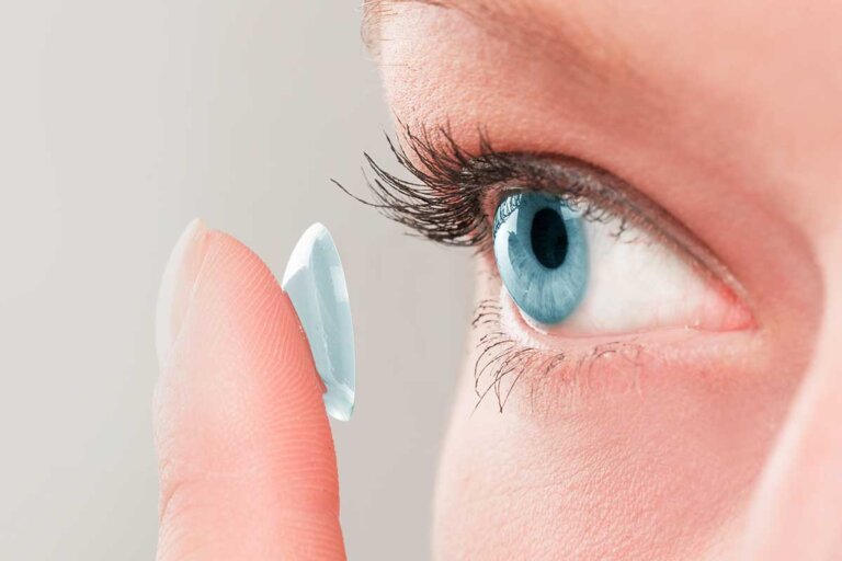daily contact lens