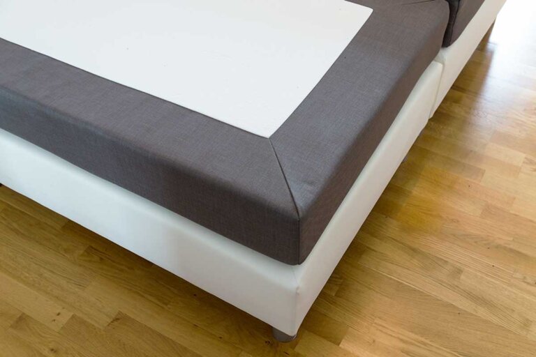 divan bed