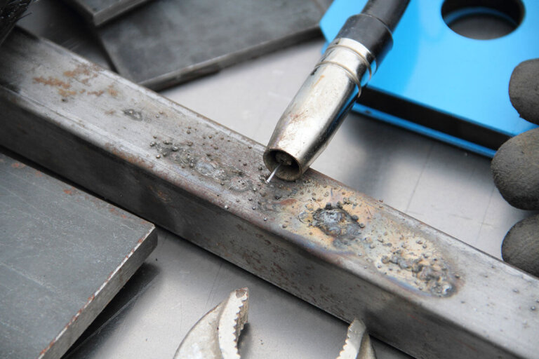 flux-cored arc welder