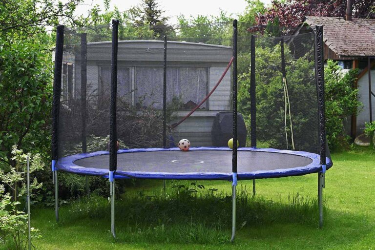 garden trampoline