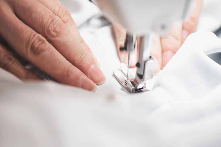 hand sewing machine