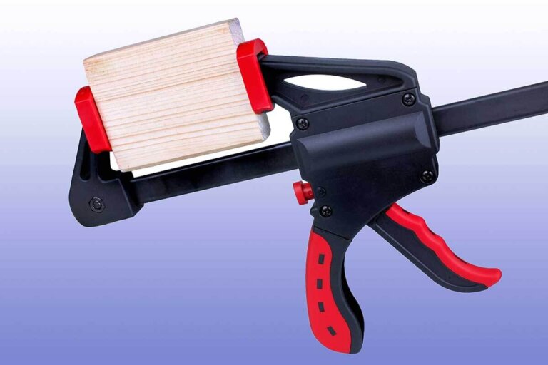 one-handed clamp