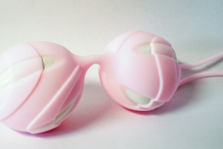 pelvic floor trainer