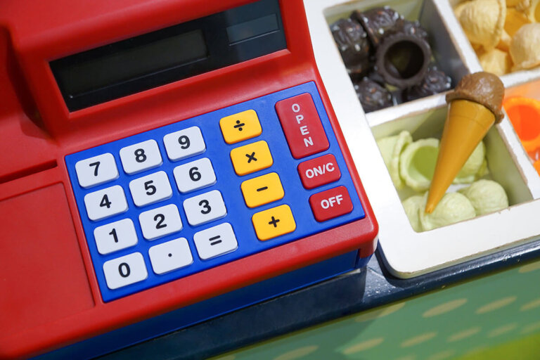 pretend play grocery store