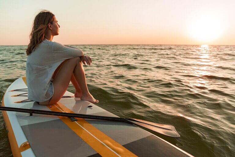 stand up paddle board