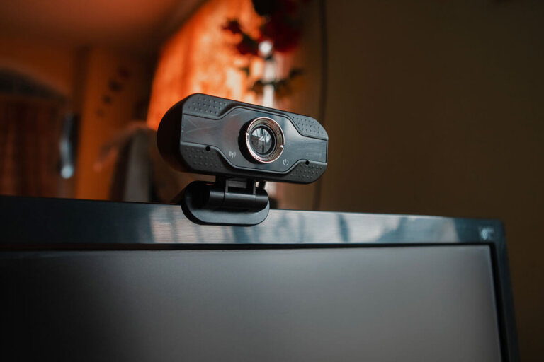 webcam with microphone