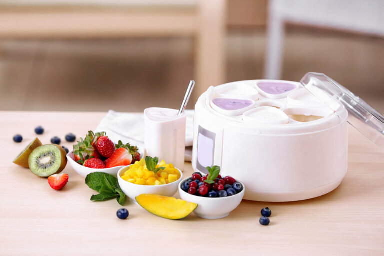 yoghurt maker